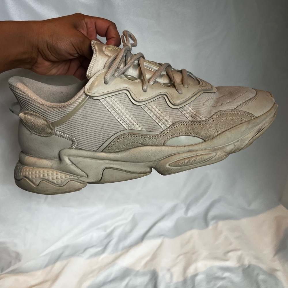 Adidas Ozweego "Bliss" Nude/Tan Unisex Men US 11.5 - Picture 11 of 12
